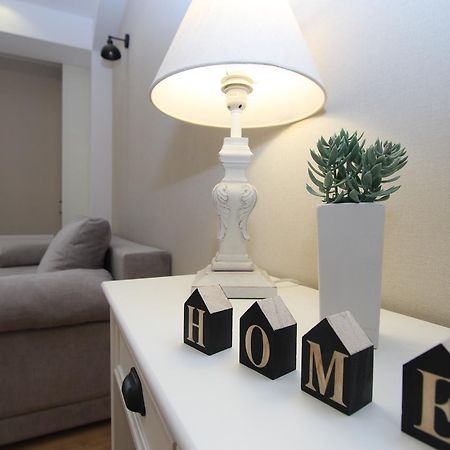 New Apartment In Old ティビリシ エクステリア 写真