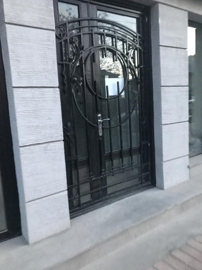 New Apartment In Old ティビリシ エクステリア 写真
