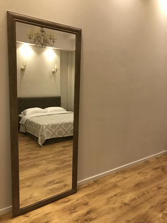 New Apartment In Old ティビリシ エクステリア 写真